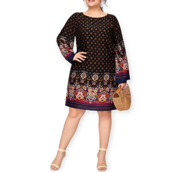 Elegant Long Sleeve Patterned Dress - Picture 2 of 16